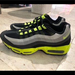 Men’s Nike Airmax 95